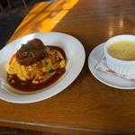 ハンバーグオムライスS(スープorサラダ、ドリンクセット)(みるくカフェ )