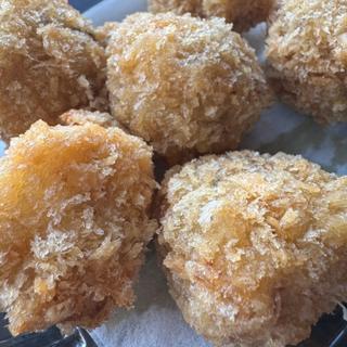 週末限定ベーコンチーズメンチ