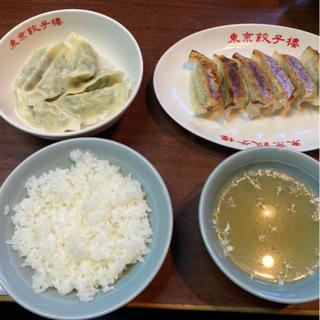 W餃子定食(東京餃子楼 三軒茶屋店 （トウキョウギョウザロウ）)