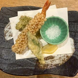 蒼波コース 海老あられ揚げと蓮根のあおさ揚げ