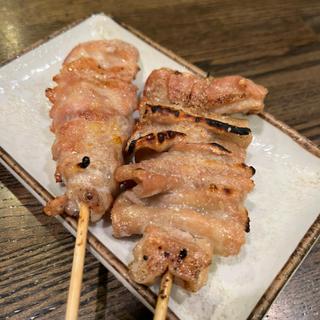 シロ モモ(串蔵)