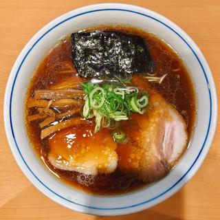 醤油らぁ麺(らぁ麺 すぎ本)