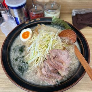 定番醤油ラーメン中