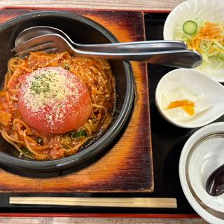 石焼丸ごとトマトパスタ