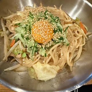 焼き冷麺(カウンター焼肉哲仁)