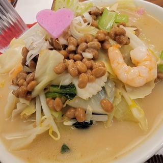 納豆ちゃんぽんウーロン茶セット(三芳八 新橋)