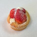 苺ホワイトチョコ(カフェ ポロン（Pollon）)