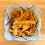 黒コショウメンマ