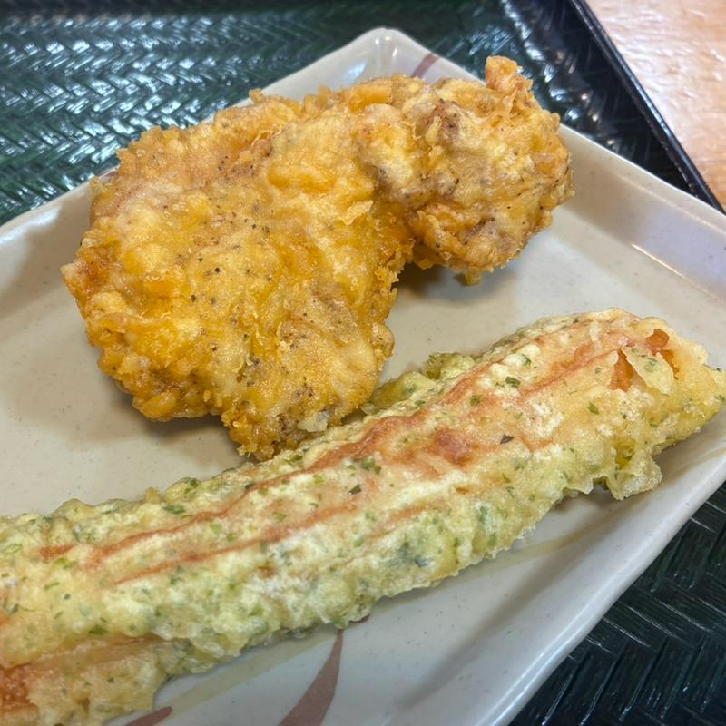 黒胡椒かしわ天（250）+ちくわ磯辺揚げ（130）(はなまるうどん 滋賀東草津店 )