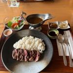 サーロイングリル&カレー