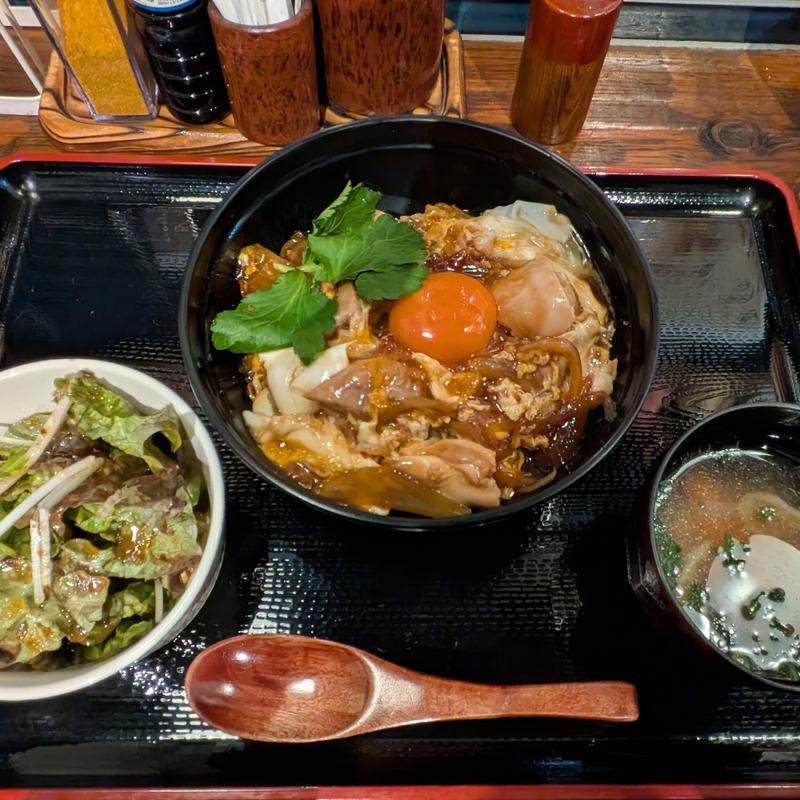 大山鶏 極親子丼定食(丸鶏藤や 三軒茶屋)