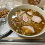 中華麺(メンマ付)(永福町大勝軒)