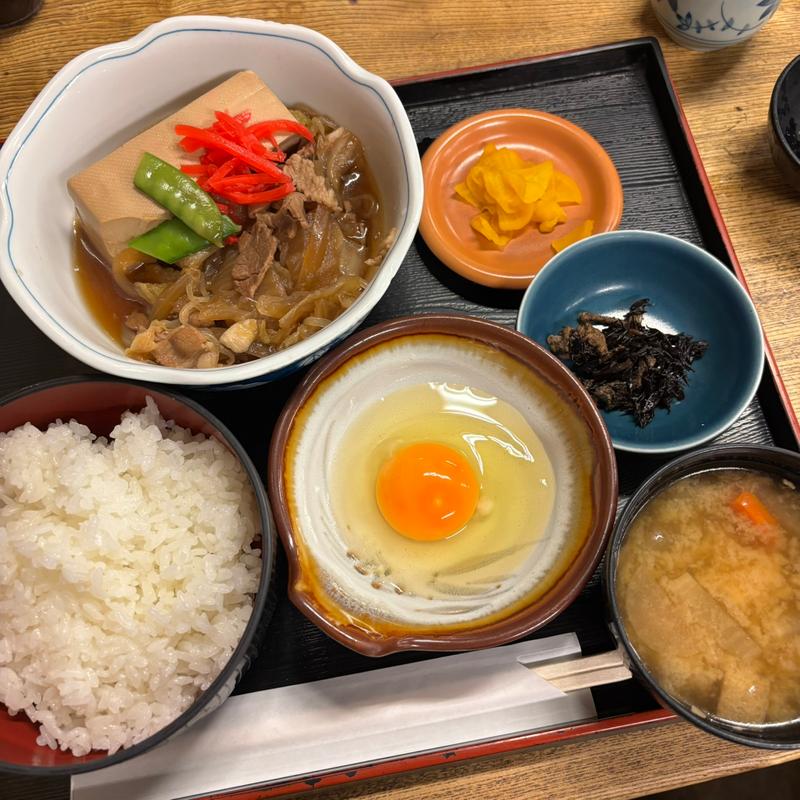 肉豆腐定食(新宿美祿亭)