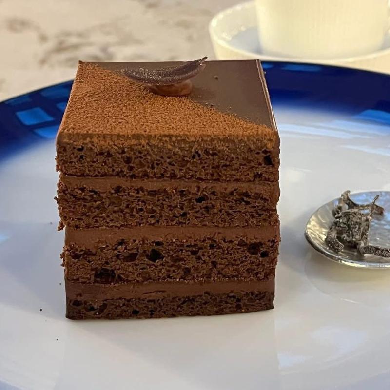 チョコレートケーキ(明治安田CAFE 丸の内)