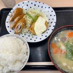 梅しそロールカツとチキン南蛮　ご飯大盛　豚汁小(銀シャリ亭 新外店 )