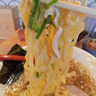 追いかつおラーメン赤酢握り5貫セットオープン記念(鮨とラーメン うおがしや)