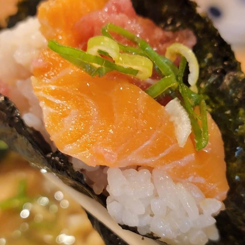 追いかつおラーメン赤酢握り5貫セットオープン記念(鮨とラーメン うおがしや)