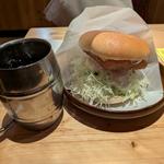 フィッシュフライバーガー(コメダ珈琲店 千種駅前店)