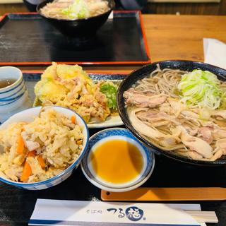 おろし肉そば(冷)