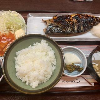 日替わり定食(遊食家 楽)