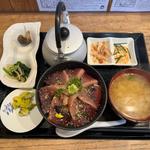 かつお漁師丼(鶴亀の湯・鶴亀食堂)