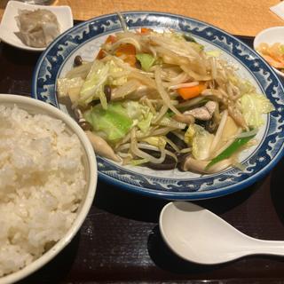 肉野菜炒め定食(恵比寿餃子 大豊紀 本館)