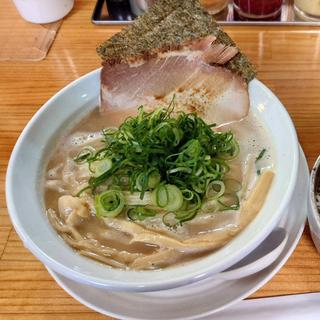 特選とんこつ 大盛り