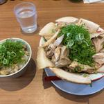 無化調チャーシューメン ネギ そぼろ丼