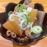 お通し　もつ煮