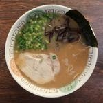 らーめん(博多長浜らーめん　楓神)