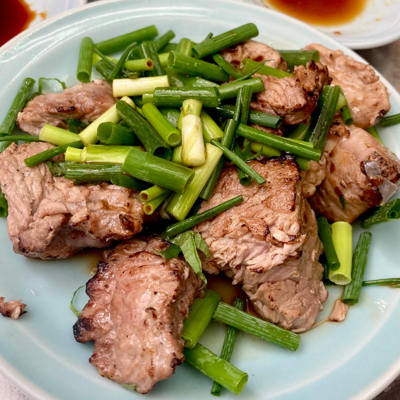 まぐろのホホ肉のあぶり(とよ )