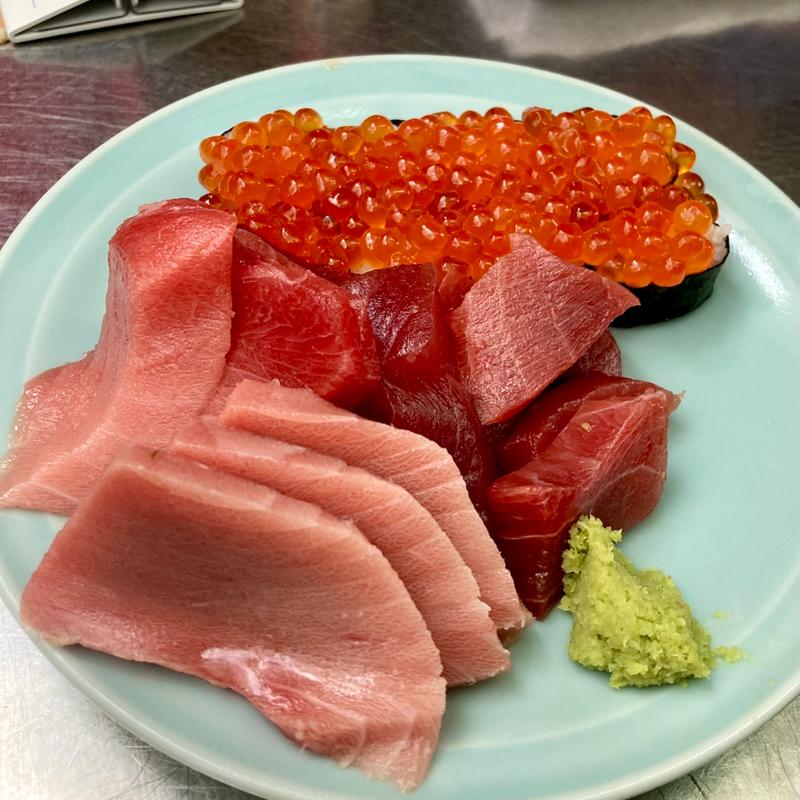 赤身+トロ盛り(とよ )