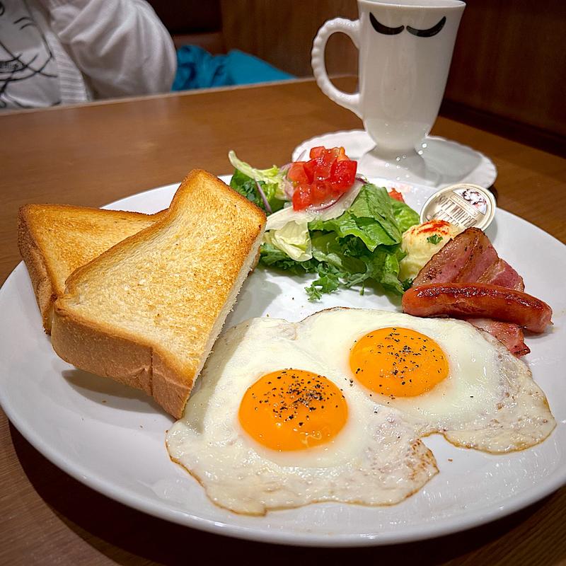 ドンキースペシャルブレックファスト(目玉焼き) プレーントースト(びっくりドンキー クリスロード店 )