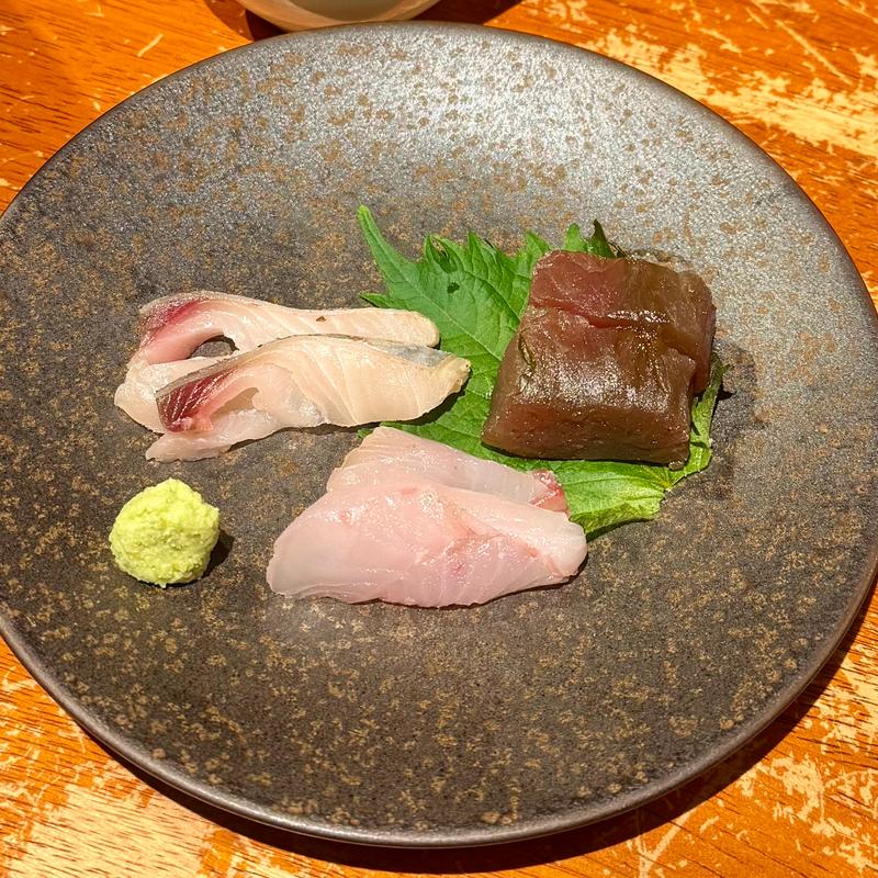 刺身3点盛り(和光 日本酒バル まいかけ)