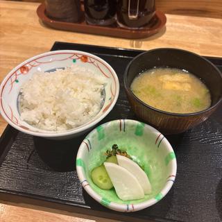 定食(ご飯・みそ汁・新香)(つのはず食堂)