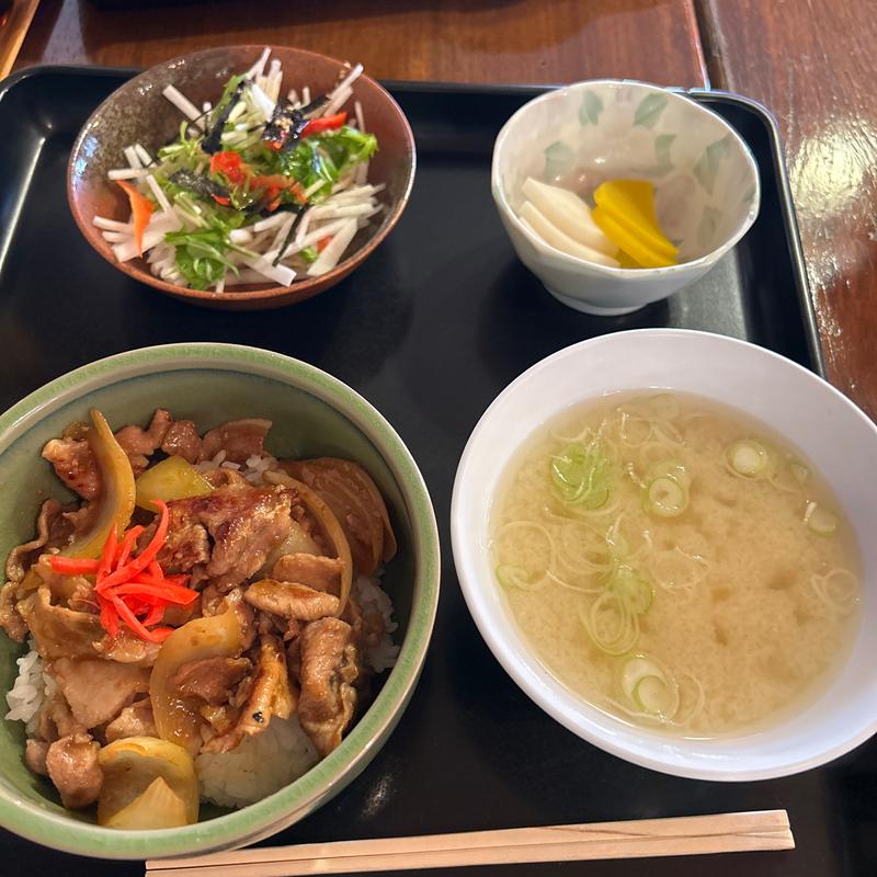 サービス定食(タロー)