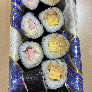 カニカママヨ巻きと玉子おかかマヨ巻(セイコーマート 狸小路6丁目店)