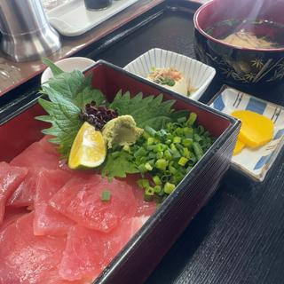 鉄火丼定食(北浜えびす 海鮮食堂 （きたはまえびす かいせんしょくどう）)
