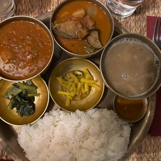 ダルバート2種盛(バルピパル)