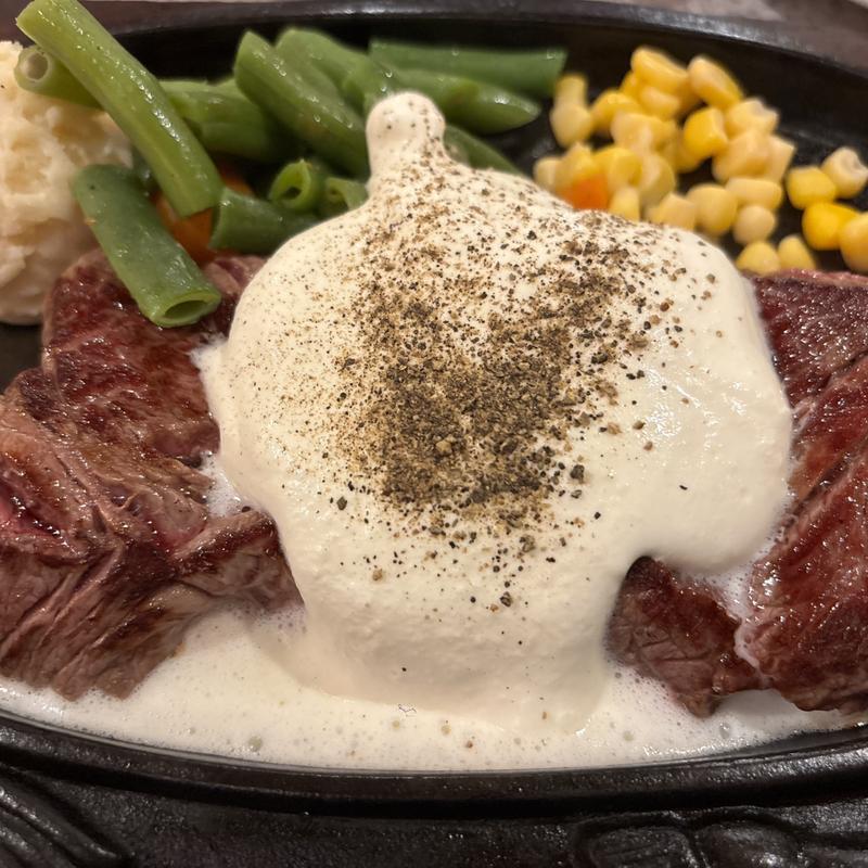 ガーリックバターステーキ(ステーキハウス８８ 辻本店)