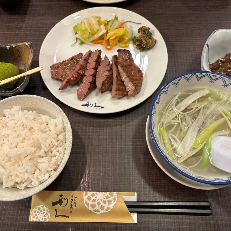 牛たん定食(牛たん炭焼 利久 博多駅店)