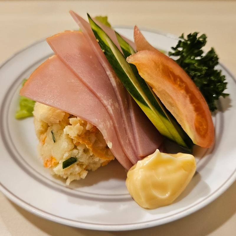 ハムポテトサラダ(キッチン 友)