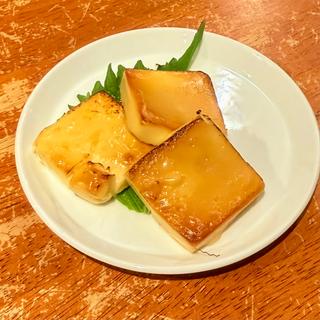 クリームチーズの味噌漬け(和光 日本酒バル まいかけ)