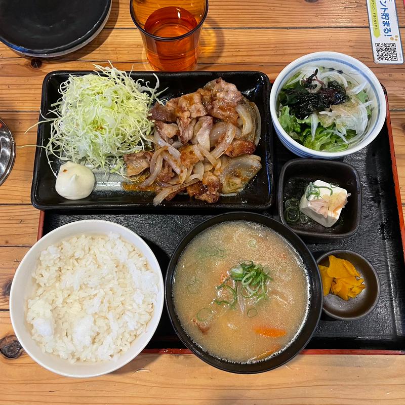 豚しょうが焼き定食、豚汁変更(横濱魚萬 ＪＲ川崎東口駅前店)