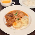 Bランチ（ベーコンハンバーグとビーフカツ盛り合わせ）(築地 蜂の子)