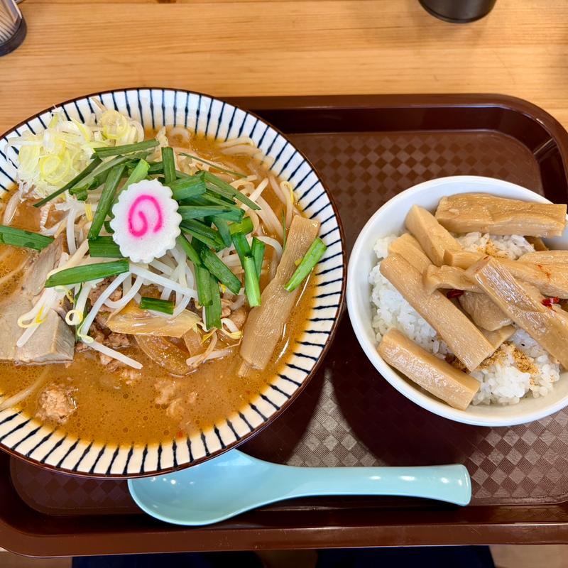 限定①味噌らーめん＋メンマ＋半ライス(らーめん理庵)