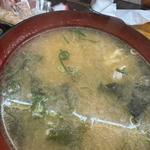 あらの味噌汁(刺身DX定食)(和処魚笑〜ととえ〜)