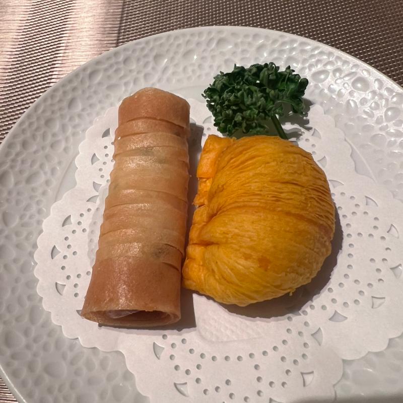 広東風揚げ点心二品(中国飯店 倶楽湾)