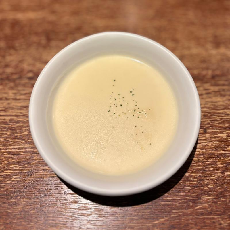 さっまいものポタージュ(ヴァンピックル 丸の内店)