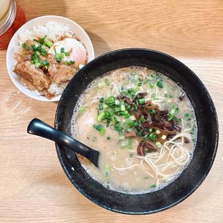 温玉肉丼セット(博多とんこつらーめん ひゅうが)